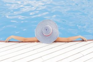 piscina curte